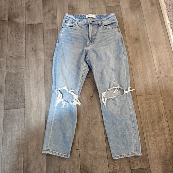 Ambercrombie and Fitch Mom high rise curve Love highrise jeans size 0 - Picture 4 of 15